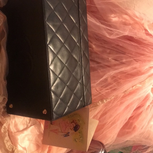 SOLD Rarest of the rare CHANEL Train Case Vintage - Picture 6 of 13